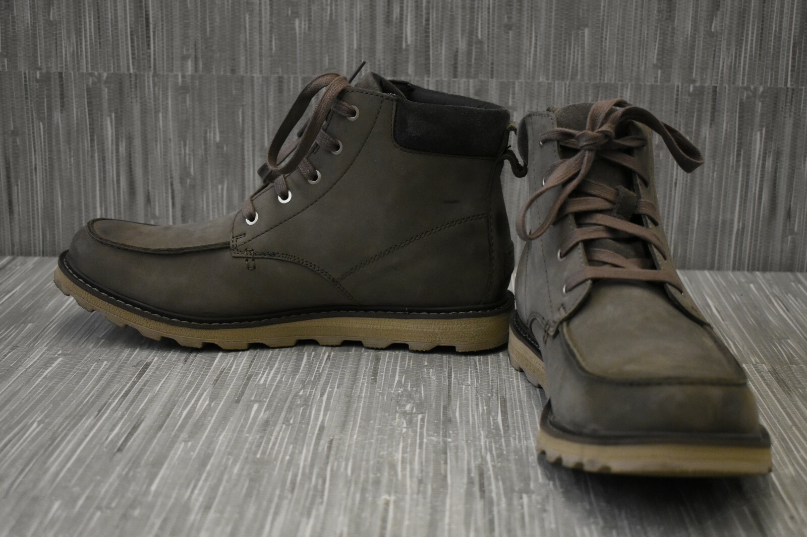 sorel madson hiking boots