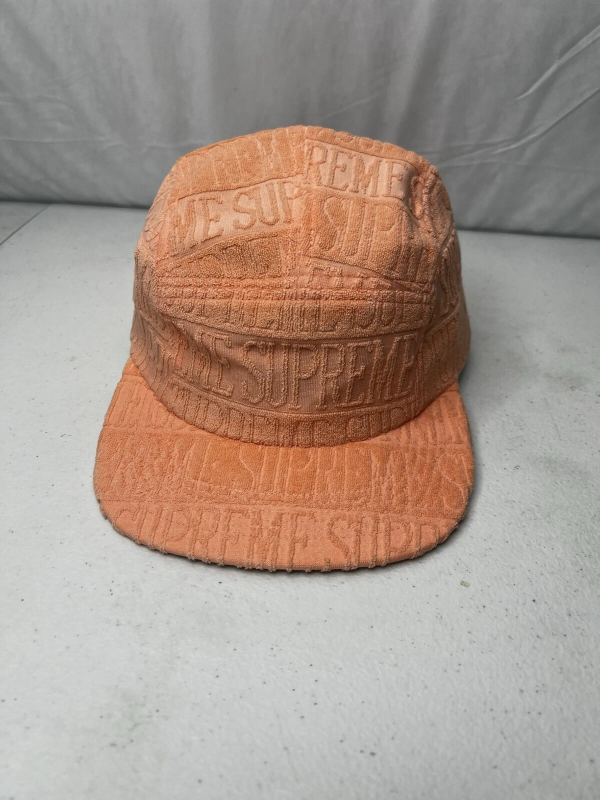 Casquette de camp éponge rayée texte suprême pêche taille unique