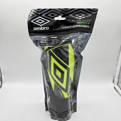 Umbro Peewee Stirrup Shinguards 3 ft 11 in - 4 ft 7 in / 120cm - 140cm Brand NEW