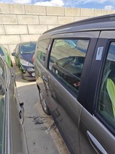Porte arrière et accessoires Dacia LODGY 