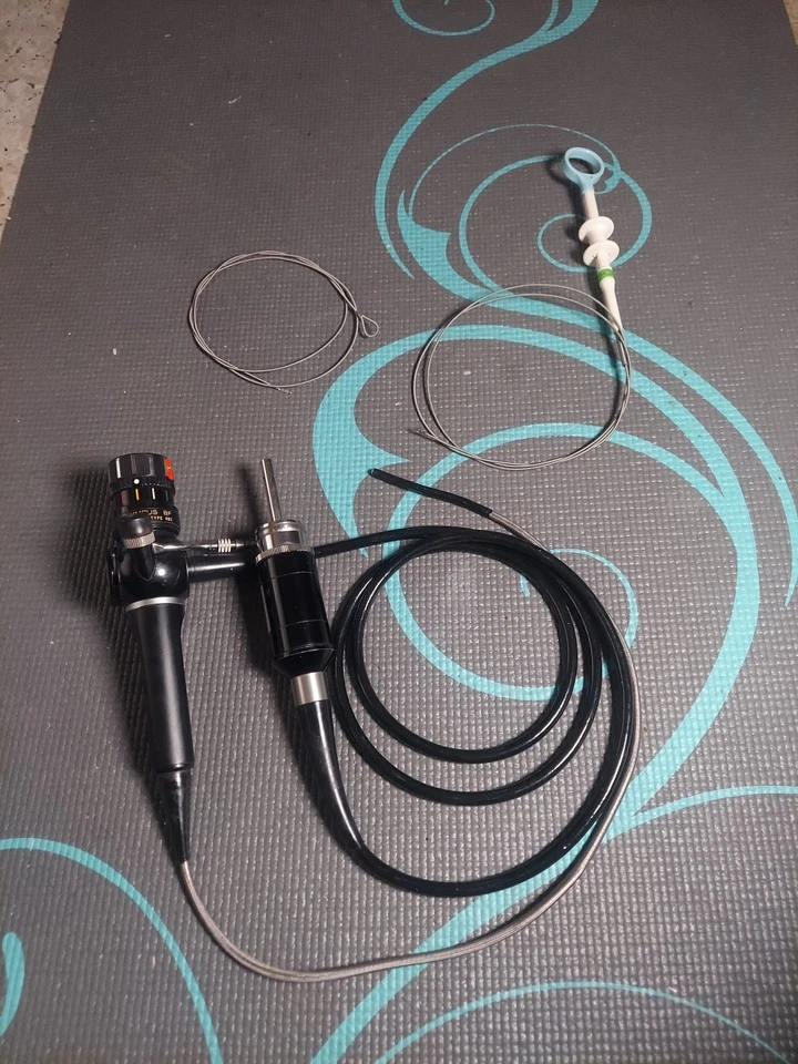 Gastroscópio Olympus BF tipo 4B2, SC16-2/3 - Imagem 2 de 4