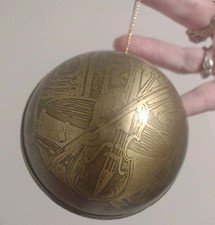 Rare Katherine  s Collection 2 Christmas Ornaments Etched Brass Spheres Santa