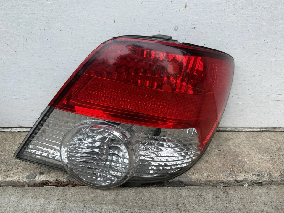 Par de luces traseras izquierda y derecha para camioneta Subaru Impreza WRX 2004-07 Foto 3 de 4