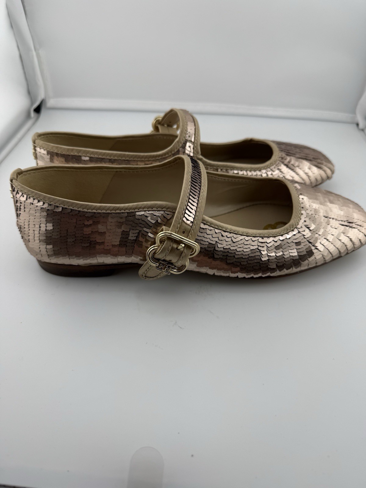 NWOB $130 Sam Edelman Michaela Ballet Flat in Molten Gold Size 5.5 image 4