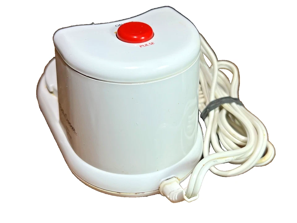 Mini picadora Betty Crocker BC-1401 procesador de alimentos compacto BASE MOTOR de colección Foto 4 de 4