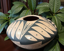 Mata Ortiz Pottery Seed Pot Abigail Marin Paquime Folk Art Clay Mexico Ceramics