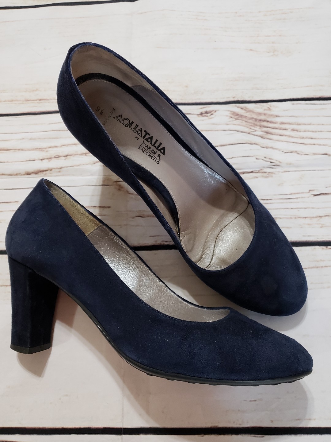 AQUATALIA Größe 9.5 Blau Suede Classic Almond Toe Pumps Heels Schuhes Made in AQUATALIA Größe 9.5 Blau Suede Classic Almond Toe Pumps Heels Schuhes Made in