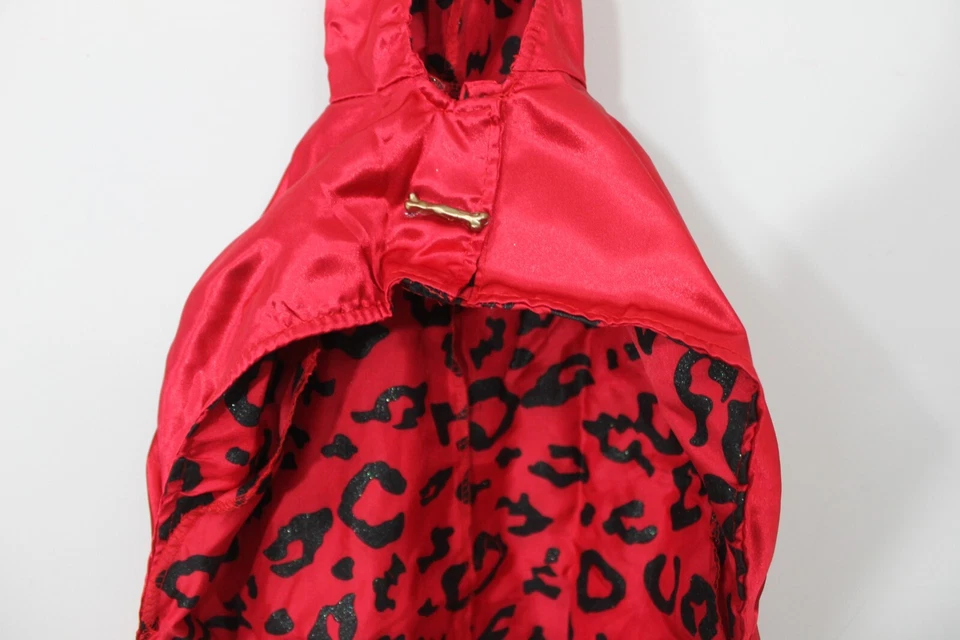 CAPERUCITA ROJA Capa Capa Perro Disfraz Satén Mascota Halloween Niña Pequeña NUEVO Foto 2 de 3
