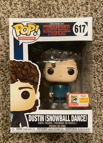 Funko POP! Stranger Things- 617 Dustin Snowball Dance 2018SDCC w/ Soft Protector