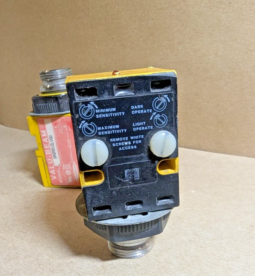 Banner Engineering SM2A912LVQD VALU-BEAM Retroreflective Sensor, 0.15 - 9 m, AC - Image 4 of 4