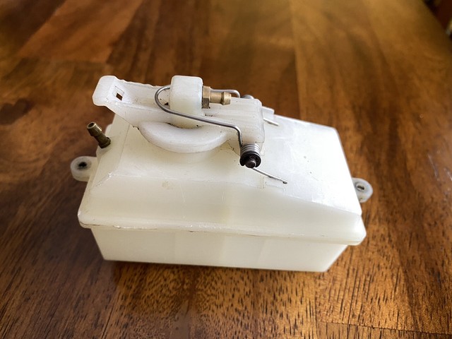 Vintage Kyosho BS28 Burns 4wd DX Original Fuel Gas Tank May Fit Inferno Usa1 for sale online | eBay