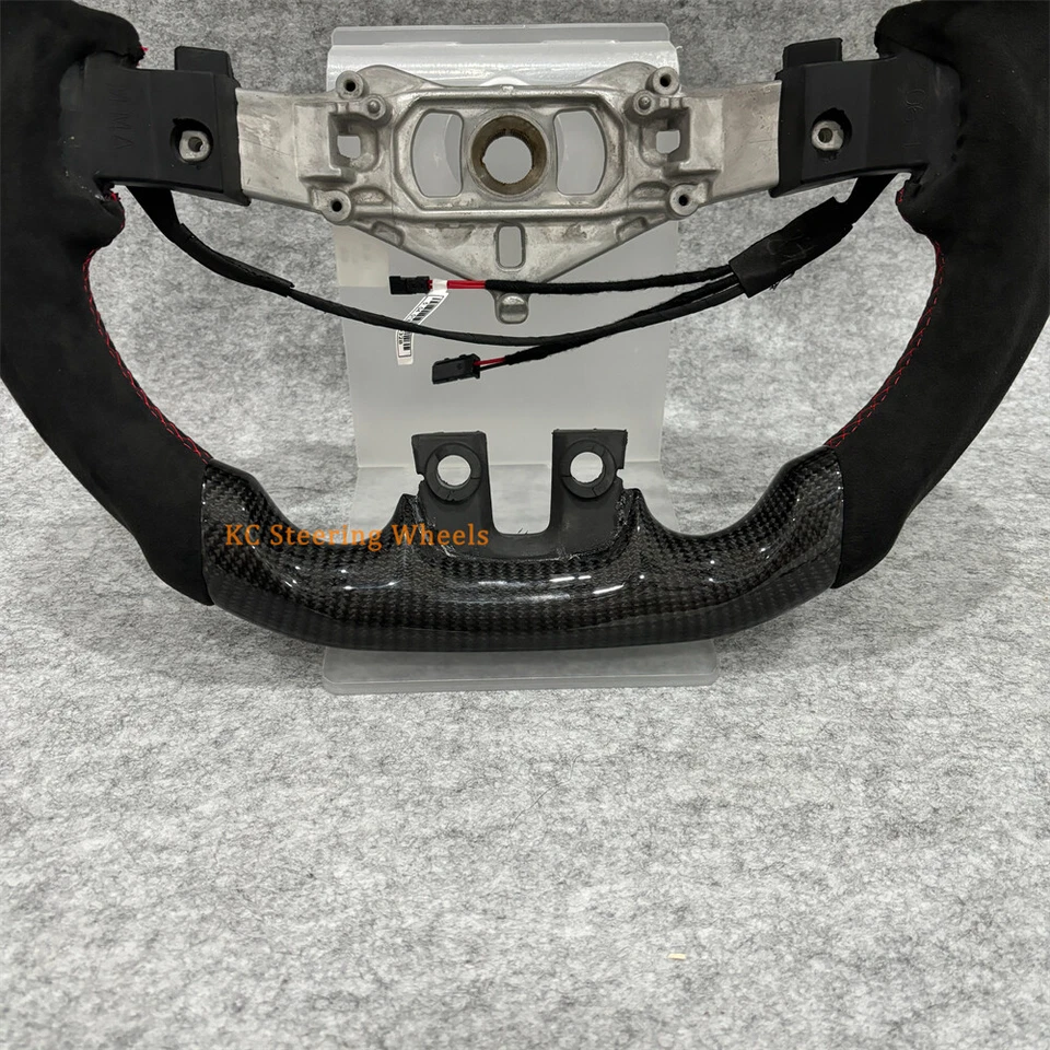 Volante de fibra de carbono personalizado para Dodge Challenger 2012-2014 con calefacción Foto 3 de 4