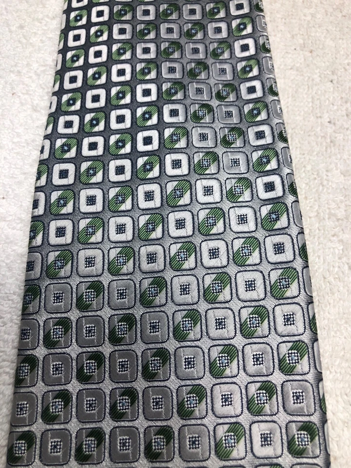 BERGAMO NEW YORK MENS TIE GRAY WITH GREEN 4 X 61 - Image 3 of 4