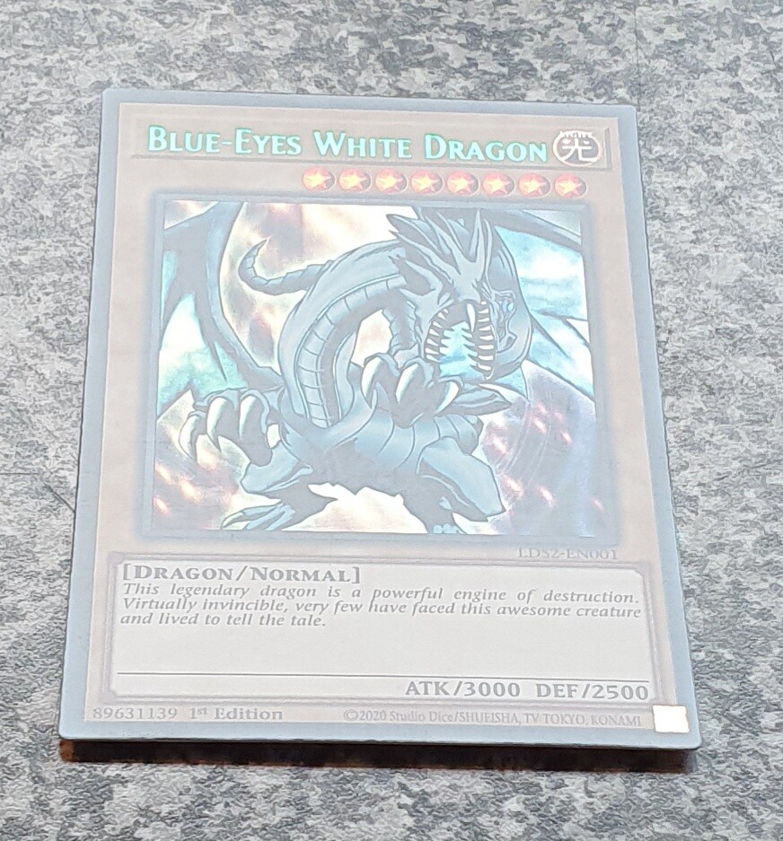 Yugioh LDS2EN001 BlueEyes White Dragon 1st Edition Ultra Rare GREEN