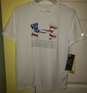 under armour boys medium