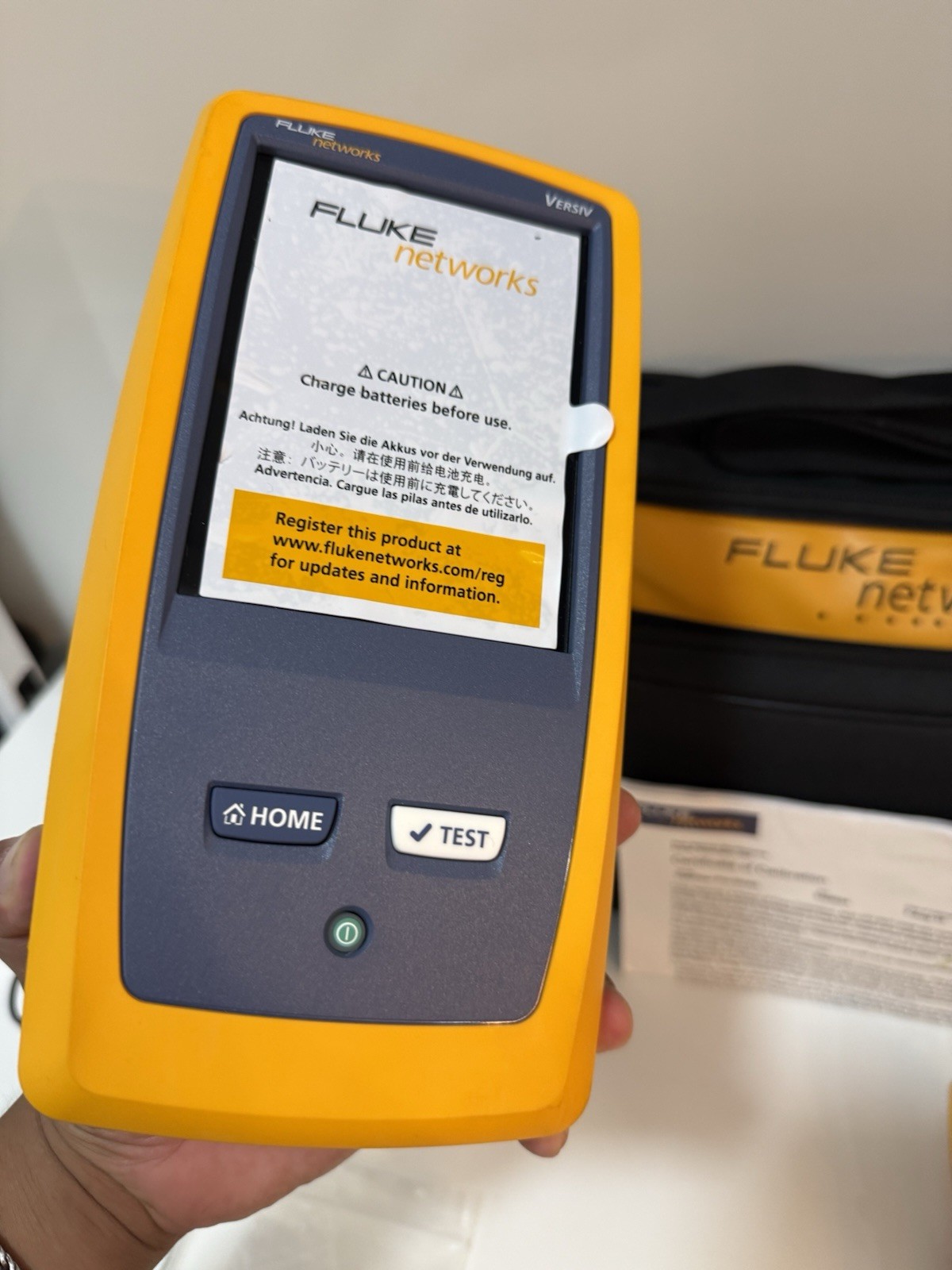 FLUKE NETWORKS VERSIV OPTIFIBER PRO OTDR KIT W/ QUAD OTDR MODULE & ACCESSORIES
