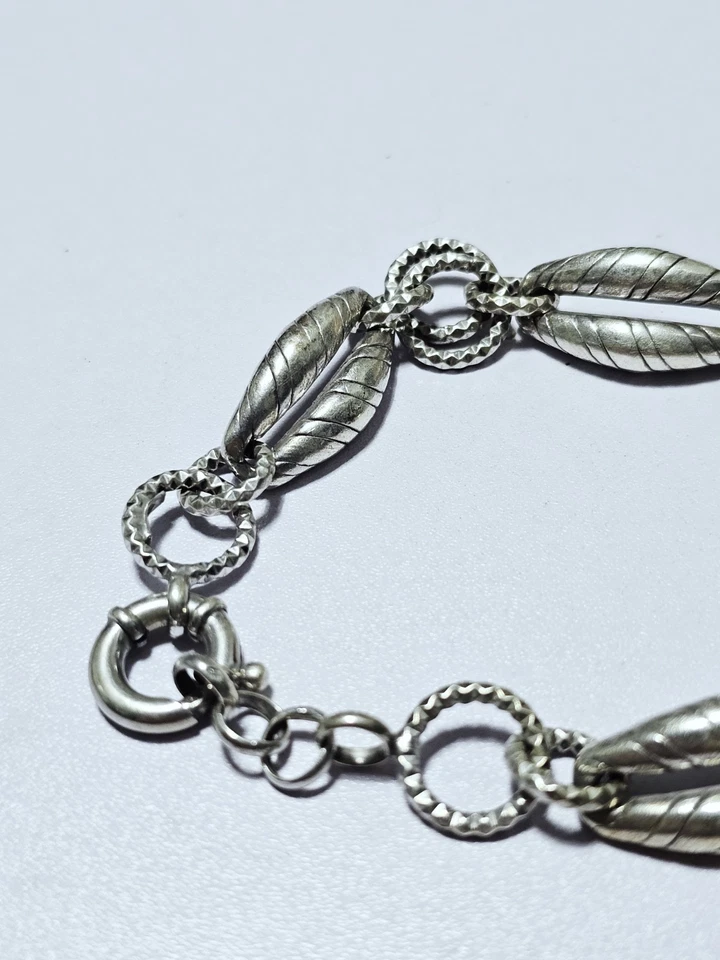Bracelet fait main en coquillages cauris argent - Photo 4/4