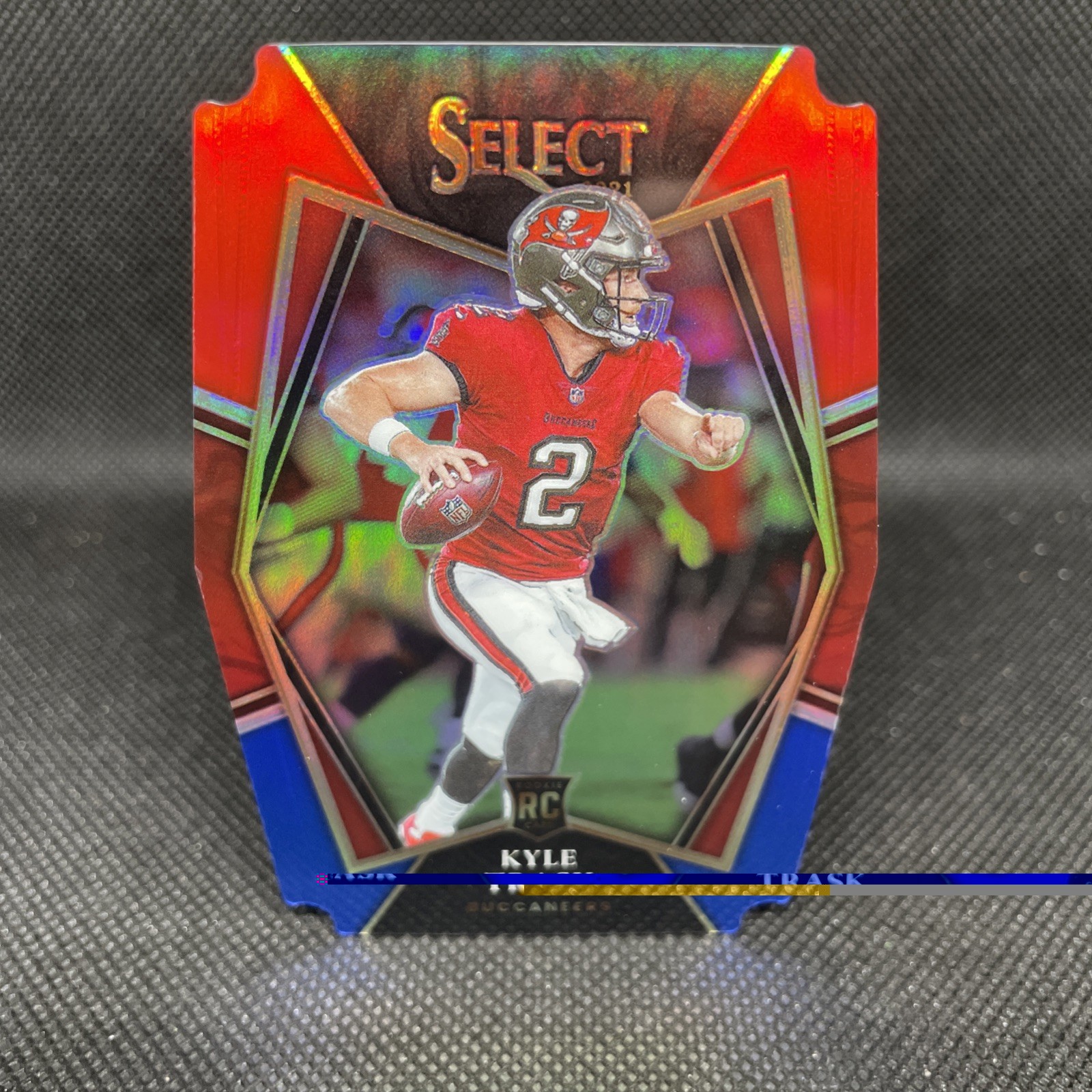 2021 Panini Select - Premier Level Kyle Trask #163 Red & Blue Prizm Die-Cut (RC)