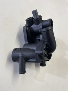 Original Seat Ibiza 2015 Bj 1.4mCGGB Kühlmittelthermostat Thermostat 032121111CG