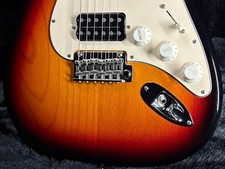Suhr Classic S Maple Neck-3 Tone BURST-2021USED Used Electric Guitar 2020