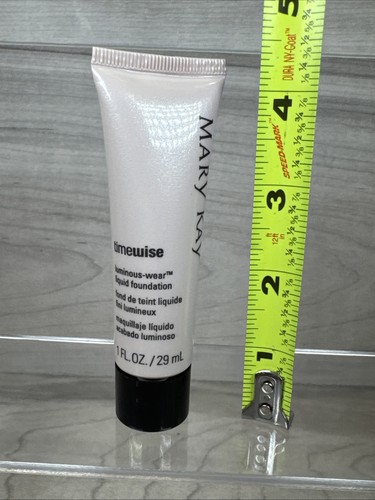 Base líquida Mary Kay Timewise Luminous Wear BEIGE 6 1 fl oz 038710 NUEVA DE STOCK NUEVA - Imagen 2 de 21
