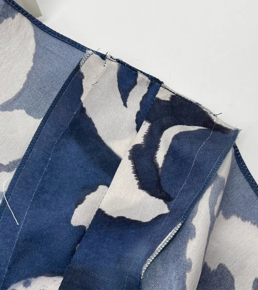 Vestido Armani Collezioni ALTRD azul estampa floral cordão cintura linha A tamanho 14 - Imagem 4 de 4