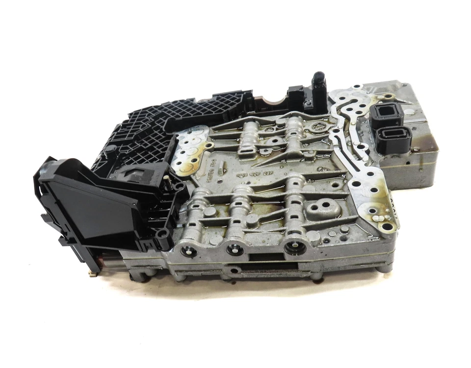 2007-2011 BMW 135i 335i (E87 E90) 3.0L TURBO 6HP-19 TRANSMISSION VALVE BODY - Image 2 of 4