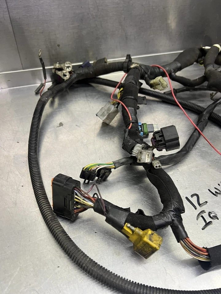 11 12 13 15 POLARIS 600 Cdi WIDETRAK IQ Main Wire Harness Wiring 2411883 - Image 3 of 4