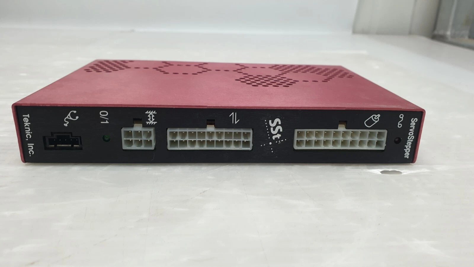 Teknic SSt ServoStepper drive, front panel view