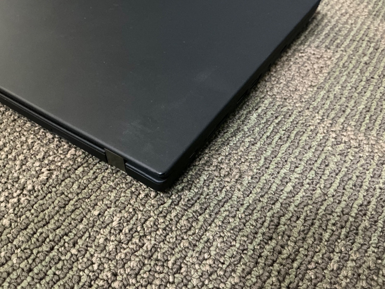 Lenovo T14 Gen 1, 14-Inch Laptop, with i5-10210U, Windows 11 Pro