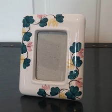Vintage Borders Frame Dallas TX Hand Painted Ceramic Standing Mini Floral Photo