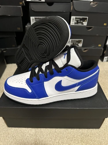 Air Jordan 1 Low GS White Hyper Royal Black 553560 124 taglia 7 anni nuovissime