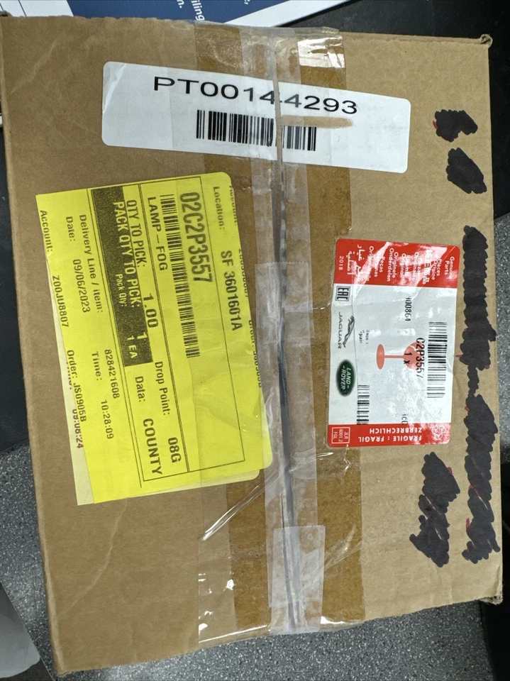 Lámpara trasera original Jaguar C2P3557 Foto 3 de 3