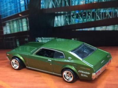 ミニカー BRE20171970  Nissan Laurel 2000 SGX 2nd Gen 1972 - 1977 Nissan Laurel 2000 SGX Racer 1/64 Scale