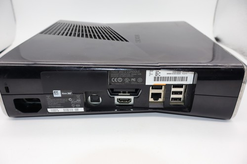Xbox 360 S Slim Model 1439 Glossy Black Console 250GB HDD w/ Controller Tested - Picture 7 of 9