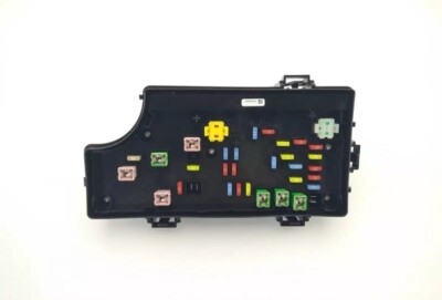 2011-2014 Dodge Avenger Chrysler 200 Fuse Box Body Control Module P04692346AE
