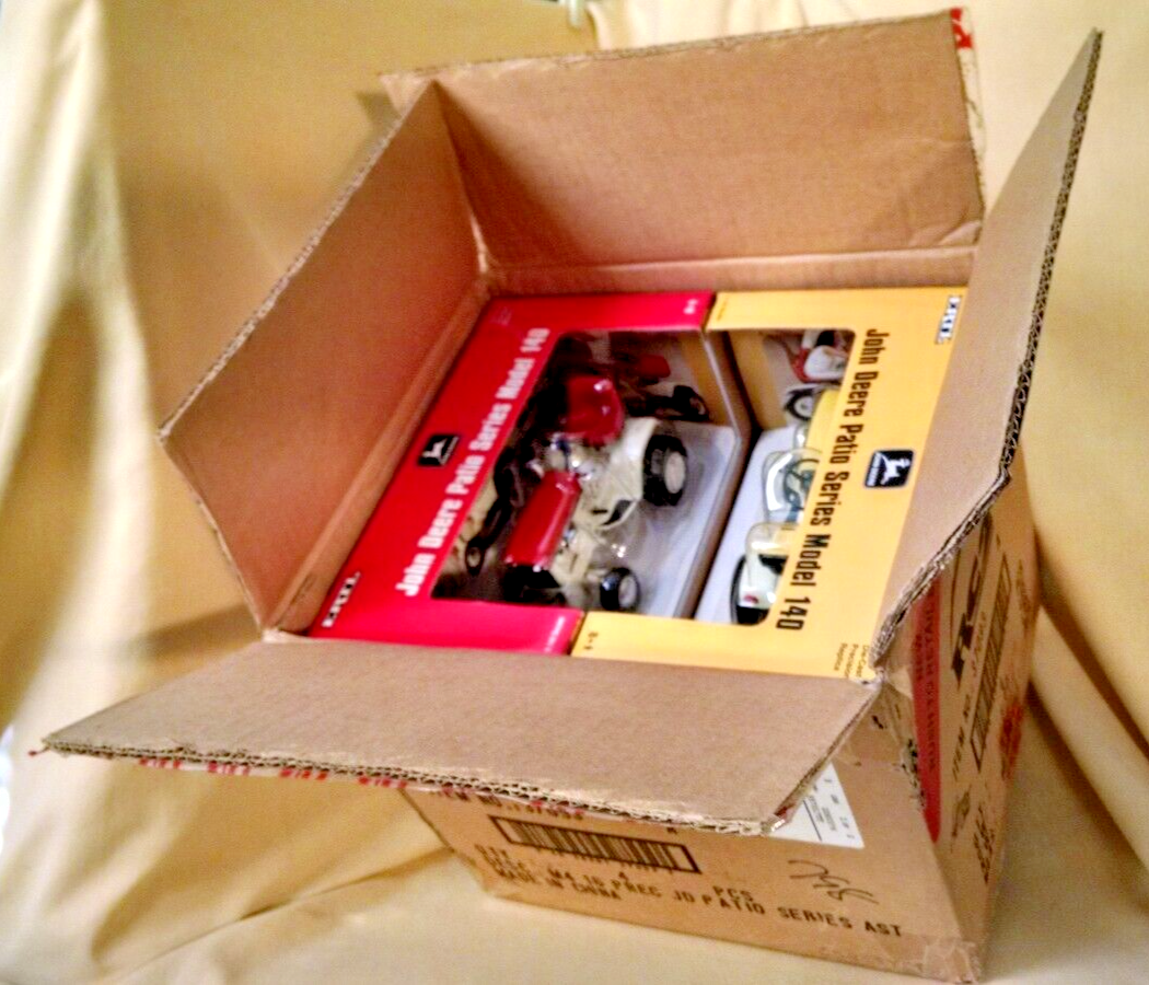 JOHN DEERE 140 LAWN GARDEN TRACTOR SET 4 NEW ORG BOX 1:16 PATIO RED YELLOW BLUE.