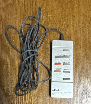 Akai RC-V101 Wired Remote Control Unit for Akai Audio Components, Gray