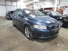 OWNERS MANUAL Volvo S40 2008 08 858747