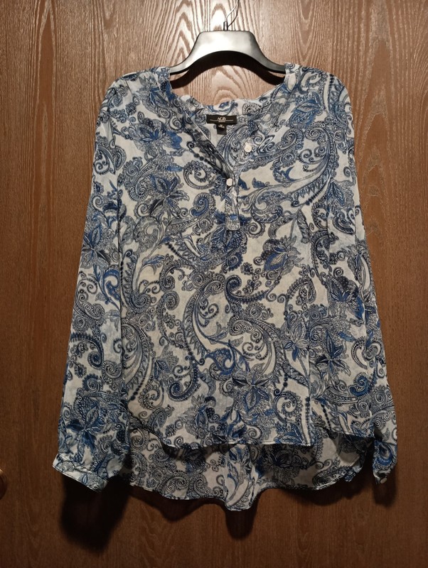 AGB Women's Blouse 1X Navy V-button Neckline Cap Sleeves High Low