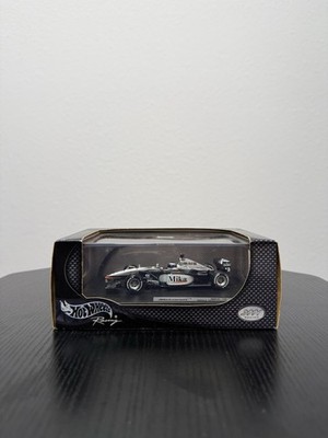 ミニカー Hot Wheels MP4-16 Mika Hakkinen 1/43 Hot Wheels 1:43 McLaren Mercedes MP4-16 Mika Häkkinen 2001 (50209