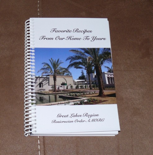 AMORC Rosicrucian Favorite Recipes From Our Home to Yours - Great lakes Cookbook - Foto 2 di 4