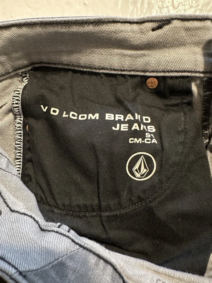 Volcom 28 x 30 Vorta Slim Straight Gray Wash Flex Denim Jeans A1931501 - Image 4 of 4