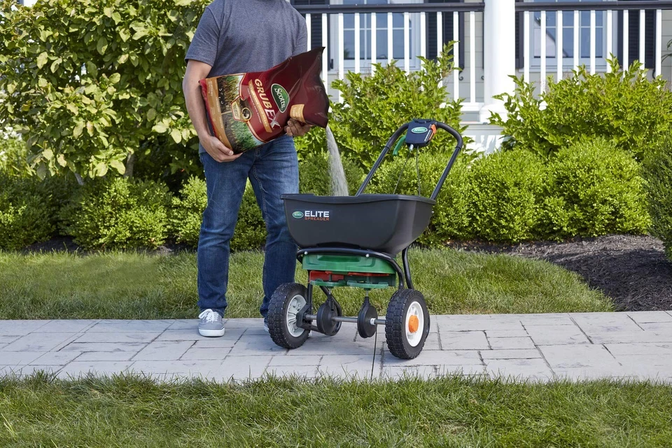 Scotts GrubEx1 Temporada Larga Hasta 4 Meses, Golosinas 10.000 sq. Paquete de 2 pies asesinos Foto 3 de 4