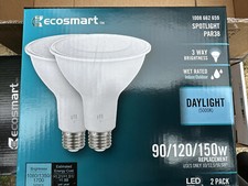 8- Ecosmart spotlight par 38 lightbulbs 90/120/150w 3 way brightness 4 Box 2 pk