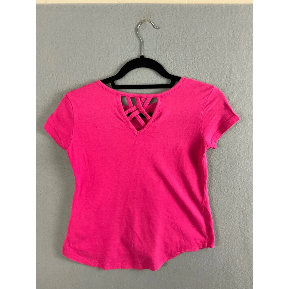 DKNY Girl's Tee Shirt Women's Medium Sequin Heart Graphic Tee Design - Image 3 of 4