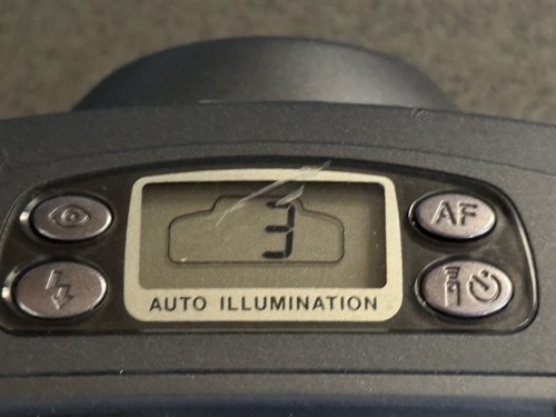 Pentax IQZoom140M Camera With Extras - Picture 10 of 20
