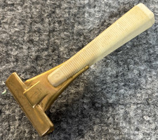 Vintage Schick Deluxe Injector Gold Safety Razor USA Made Bakelite Handle