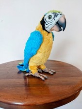 Hasbro furreal friends squawkers macaw parrot