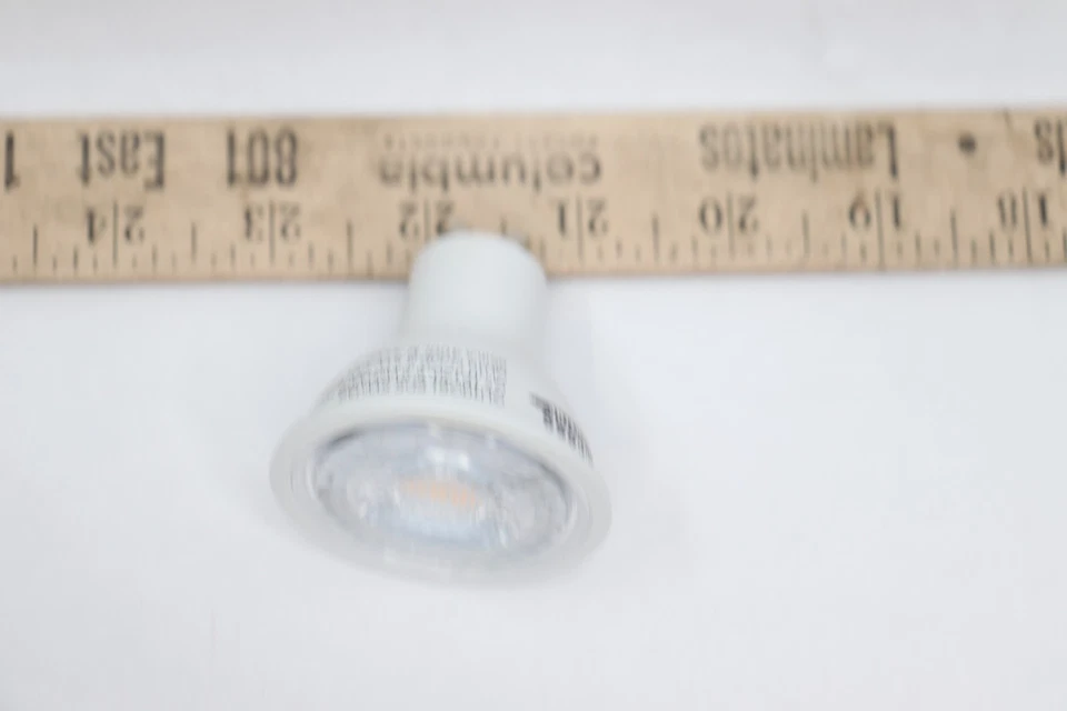 Access Lighting Light Bulb GU10G6LED5.5WJA8 - Image 3 of 3